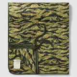🎁 Deluxe Woobie Blanket (100% off)